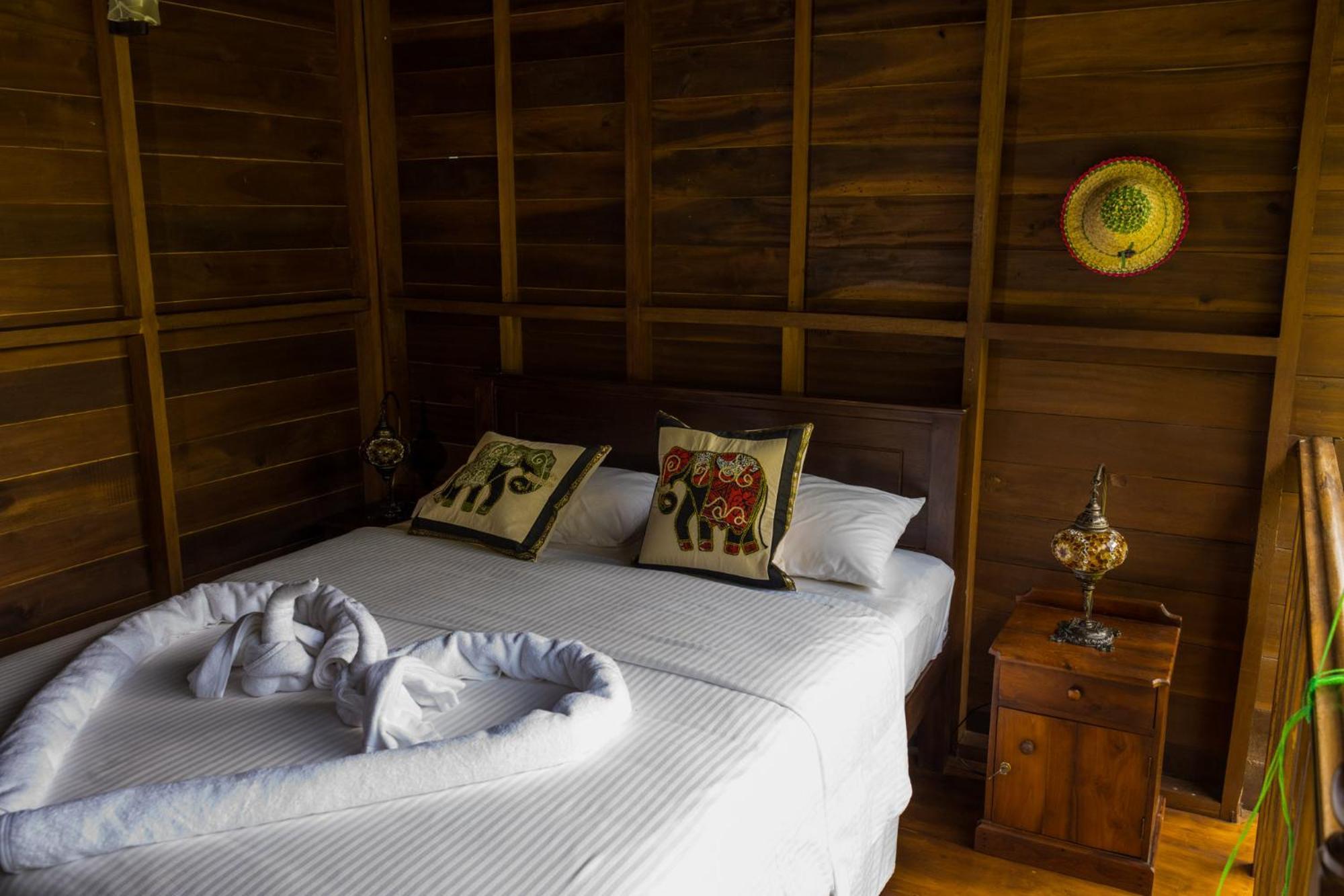 Wanakaset Forest Glamping Kitulgala Exterior photo